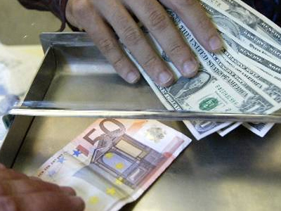 Άνοδος για το ευρώ