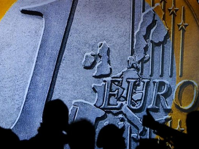 Σε χαμηλό 15 μηνών ο ευρω-πληθωρισμός