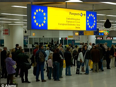 Ενίσχυση ελέγχων στα εξωτερικά σύνορα της ΕΕ ζητούν 11 χώρες