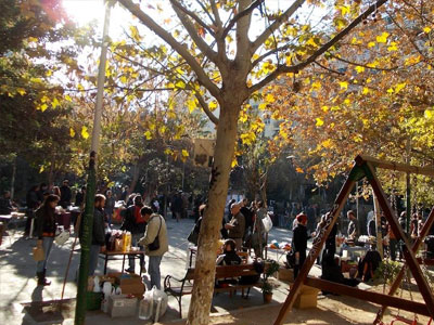 Λαϊκή συνέλευση κατοίκων στην πλατεία Εξαρχείων