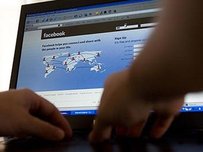 Οι δάσκαλοι σβήνουν τα προφίλ τους στο Facebook