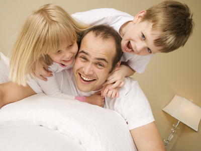 SEXUALITY: Οι πατεράδες διεκδικούν περισσότερο χρόνο με τα παιδιά τους