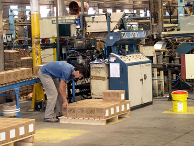 Μείωση 4,4% στις τιμές εισαγωγών στη βιομηχανία