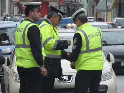 Έκτακτος έλεγχος από την Τροχαία