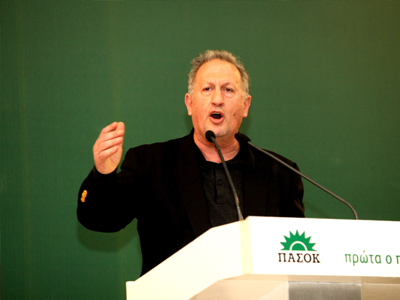 Τις θέσεις του προγράμματος του ΠΑΣΟΚ παρουσίασε ο Σκανδαλίδης