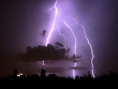 Αρκαδία: Προβλήματα ηλεκτροδότησης λόγω κεραυνού