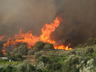 Σε ύφεση η φωτιά στο Άργος