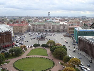 Θετική η γνώμη των Ελλήνων για τους Ρώσους