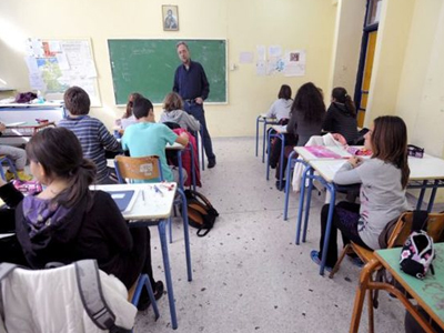 Προαγωγικές και απολυτήριες εξετάσεις στα γυμνάσια