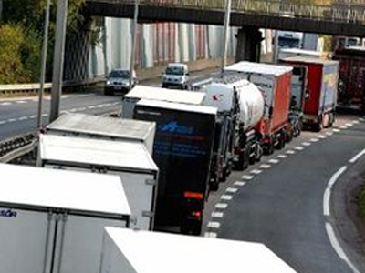 Βόλταρε με κλεμμένο φορτηγό