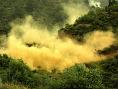 Σε εξέλιξη η πυρκαγιά στο Μαίναλο
