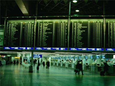 Απαγόρευση των νυχτερινών πτήσεων στη Φρανκφούρτη