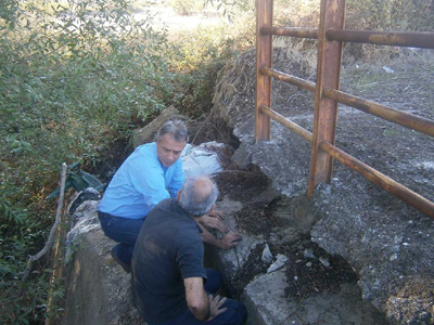 Στον… αέρα γέφυρα στα Τρίκαλα