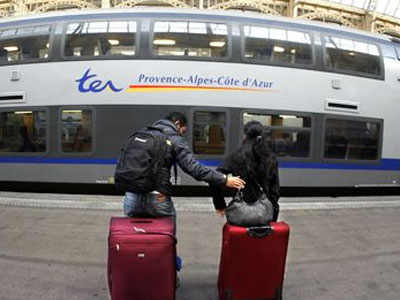 Γαλλία: Δεν χωράνε στις ράγες 2.000 νέα τρένα!