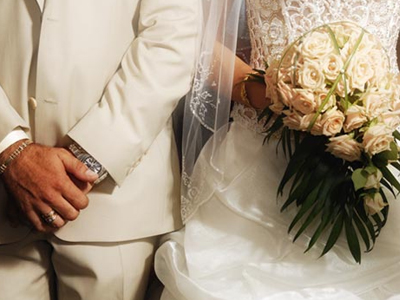 Φθηνότερα… κουφέτα λόγω κρίσης!