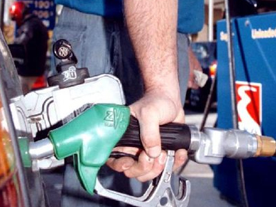 «Λουκέτο» βάζουν δύο στα τρία πρατήρια καυσίμων σε ολόκληρη τη χώρα