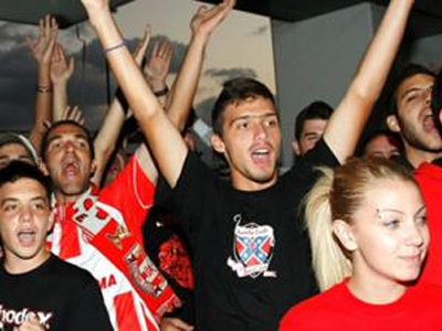 ΟΣΦΠ: Υποδοχή από 100 στο αεροδρόμιο!