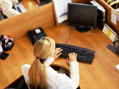 Δυσοίωνες προβλέψεις για την απασχόληση από τη ΓΣΕΕ