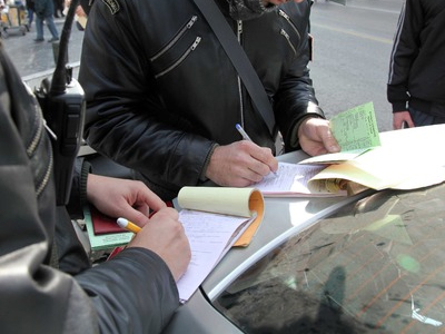 Βεβαιώθηκαν 514 παραβάσεις παράνομης στάθμευσης