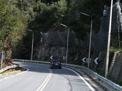 Τροχαίο ατύχημα στην κοιλάδα των Τεμπών