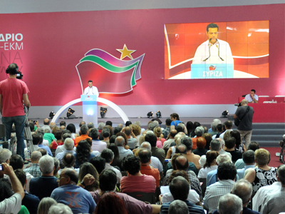 ΝΔ-ΠΑΣΟΚ: Αντιδράσεις στην ομιλία Τσίπρα