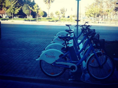 Εγκαινιάστηκε ο σταθμός ενοικίασης κοινόχρηστων ποδηλάτων