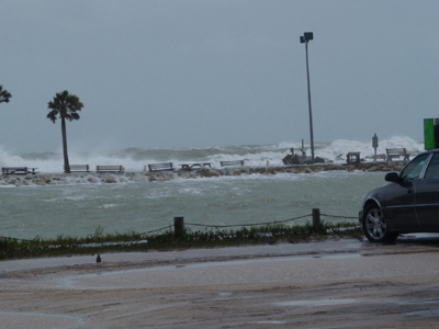 Κίνδυνος τροπικής καταιγίδας στις νότιες Πολιτείες των ΗΠΑ