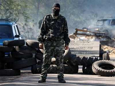 Ουκρανικό στρατιωτικό ελικόπτερο δέχθηκε πυρά και εξερράγη