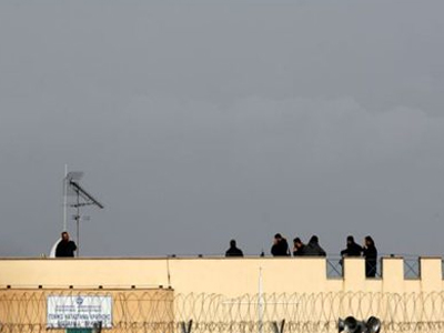 Τρίκαλα: Βρέθηκε ηρωίνη στην ταράτσα των φυλακών