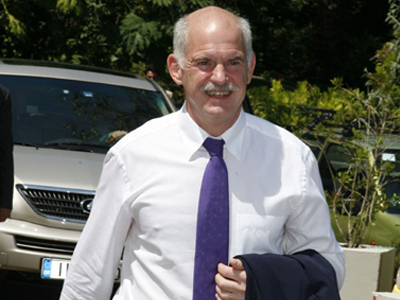 Ο Θεός να φωτίσει τον Παπανδρέου