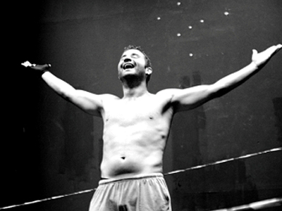 O «Γδαρμένος» στο Θέατρο Αλκμήνη