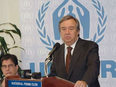 Μόσχα: «Να αντικατασταθεί άμεσα ο Κ. Ανάν»