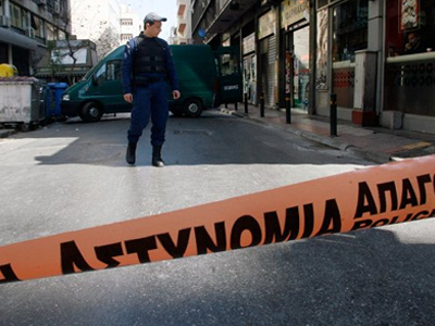 Απειλητικά τηλεφωνήματα για βόμβες στην Ευελπίδων και τη ΔΟΥ Εξαρχείων