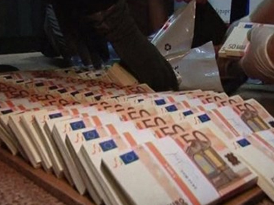 Τέσσερις συλλήψεις για παραχάραξη χαρτονομισμάτων