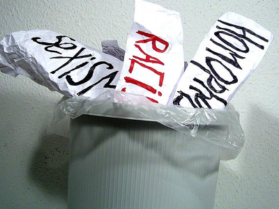 SEXUALITY: Από πότε ξεκινά η ομοφοβία;