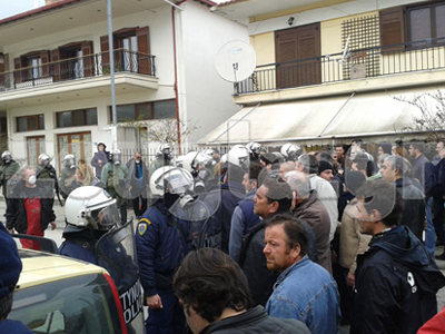 Κάλεσμα σε πορεία αλληλεγγύης στους κατοίκους της Χαλκιδικής