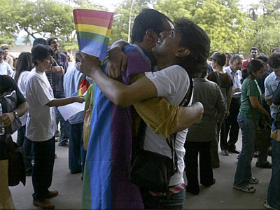 Ινδία: Εκ νέου ποινικοποίηση των ομοφυλοφιλικών σχέσεων;