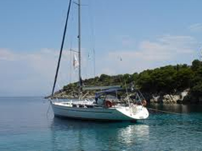 Προσάραξη σκάφους στη Σαντορίνη