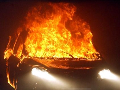 Εμπρησμοί Ι.Χ. στα Εξάρχεια