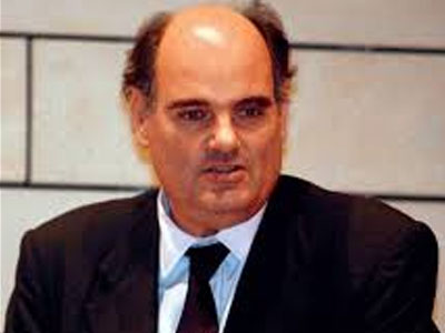 «Τα έκτροπα μειώνουν την αξία του δημόσιου πανεπιστημίου»