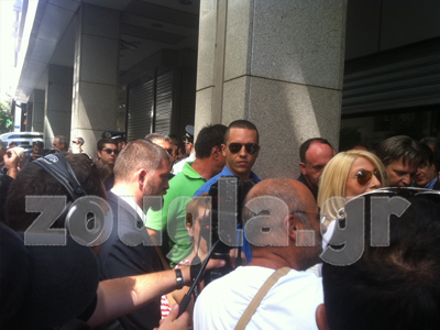 Στη συγκέντρωση των ενστόλων Κασιδιάρης και Μπαρμπαρούσης