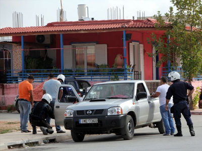 Πάτρα: Απομακρύνουν Ρομά από καταυλισμό