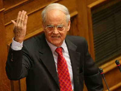 Μας υπόσχεται πολλές ακόμα εκπλήξεις ο Κακλαμάνης