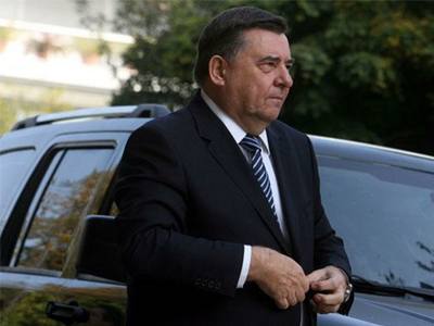 Συνεννοήσεις και ανταλλάγματα καταγγέλλει ο Γ. Καρατζαφέρης