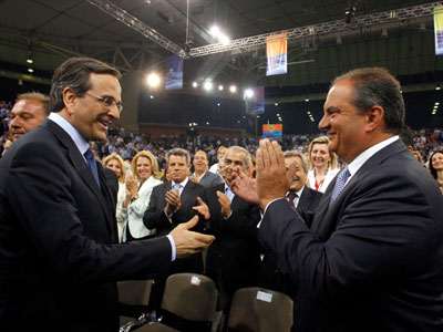 Στήριξη Καραμανλή σε Σαμαρά