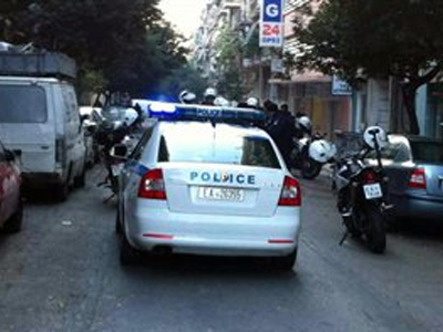 Απειλεί να πέσει στο κενό