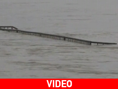 Καταστροφικές πλημμύρες στη Β. Κορέα Καταστροφικές πλημμύρες στη Β. Κορέα