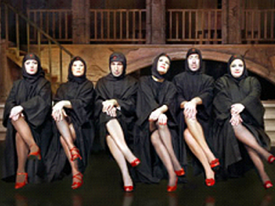 Διακόπτονται οι παραστάσεις για «Τα κορίτσια με τα μαύρα»