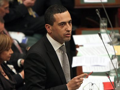 Οι πιθανότητες υπέρ του Κουτσαντώνη