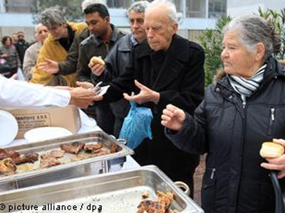 «Η ελληνική κοινωνία ασφυκτιά κάτω από την πίεση της κρίσης»